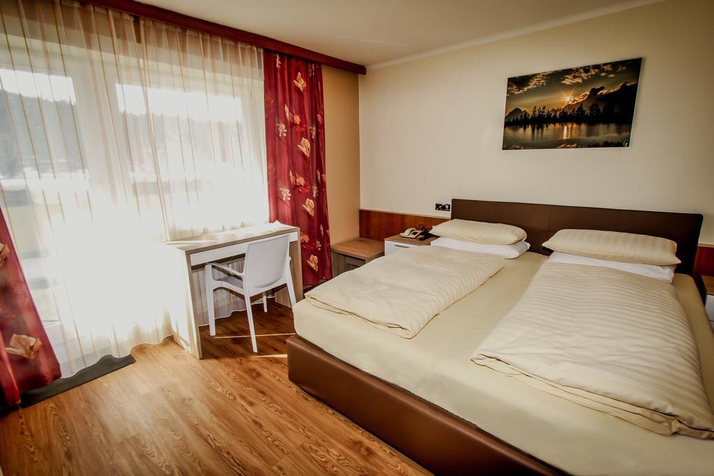 Hotel Cristallago Ζέεφελντ Εξωτερικό φωτογραφία