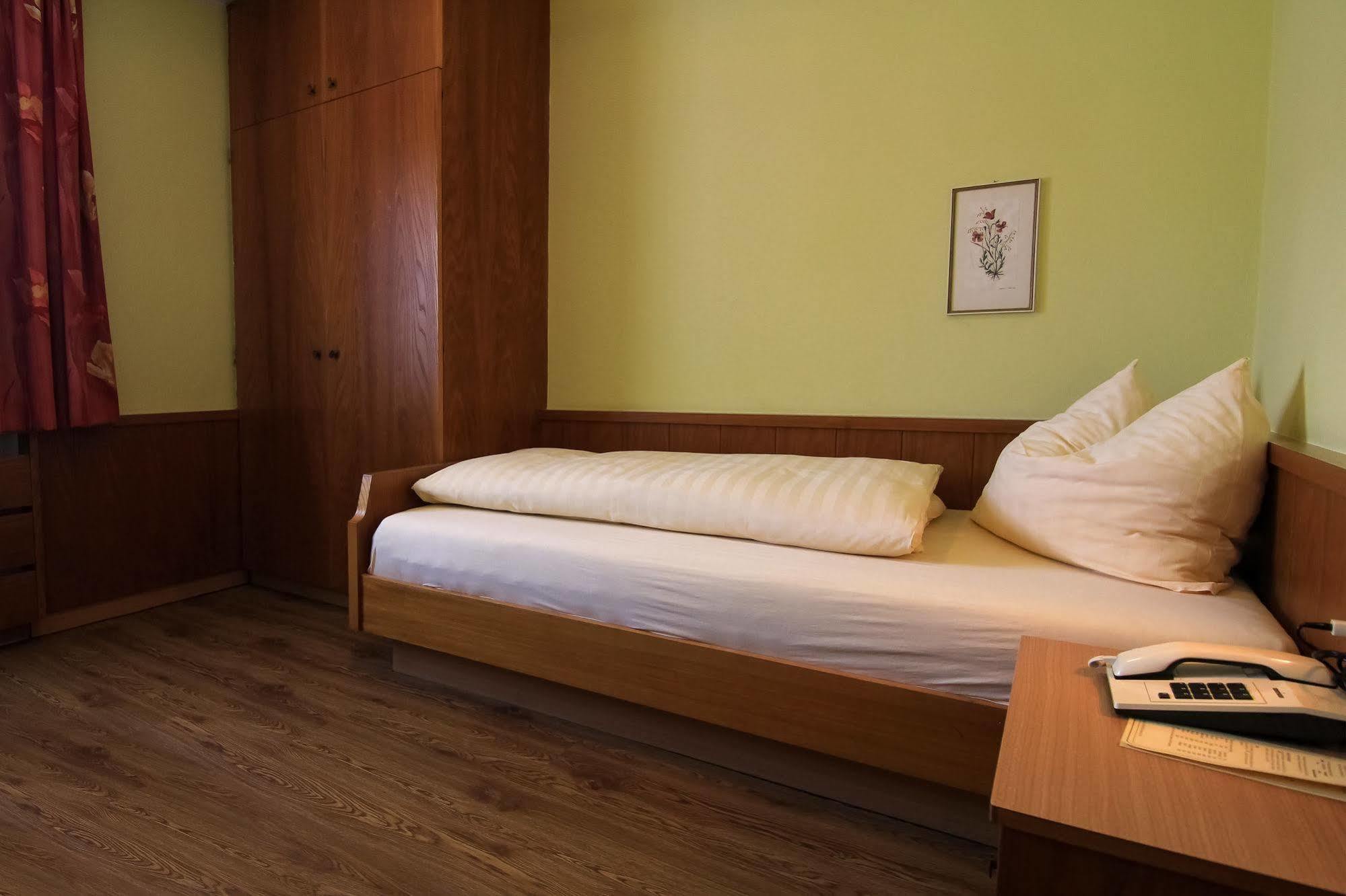Hotel Cristallago Ζέεφελντ Εξωτερικό φωτογραφία